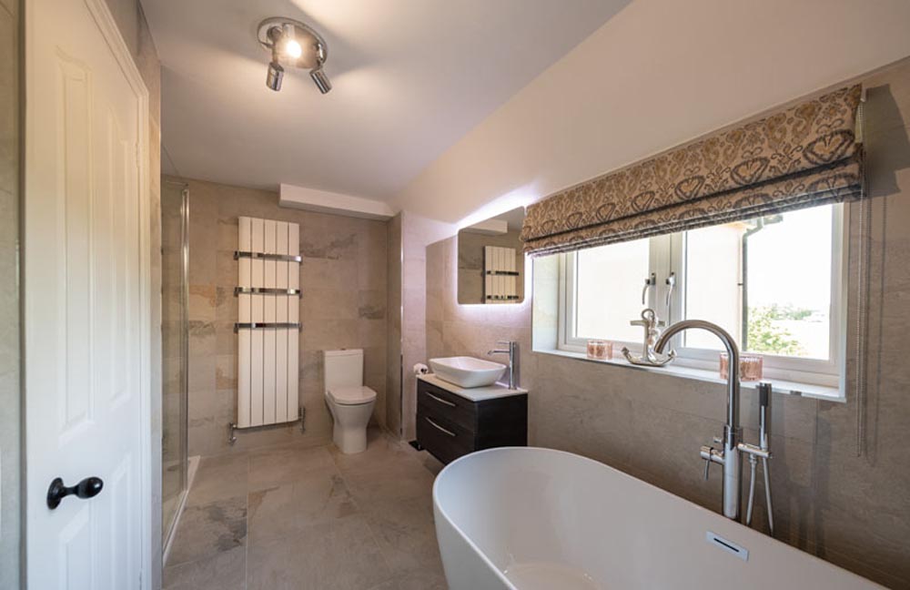 NBK Bathrooms & Kitchens | Carbrooke Luxury Bathroom | Modern Bathtubs ...