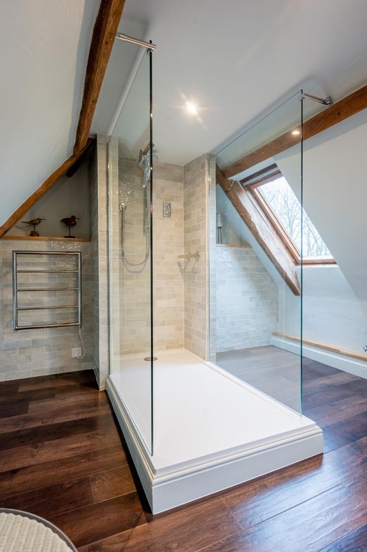 Bungay Traditional Shower Room
