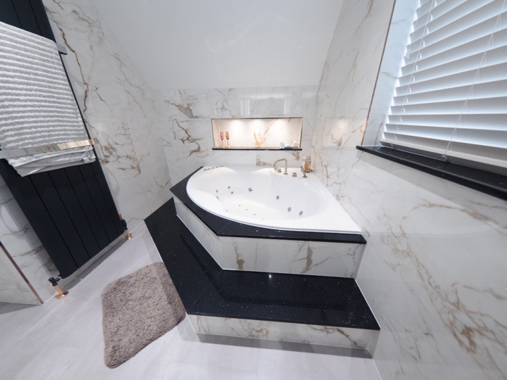 Luxury Jacuzzi Bathroom Norwich